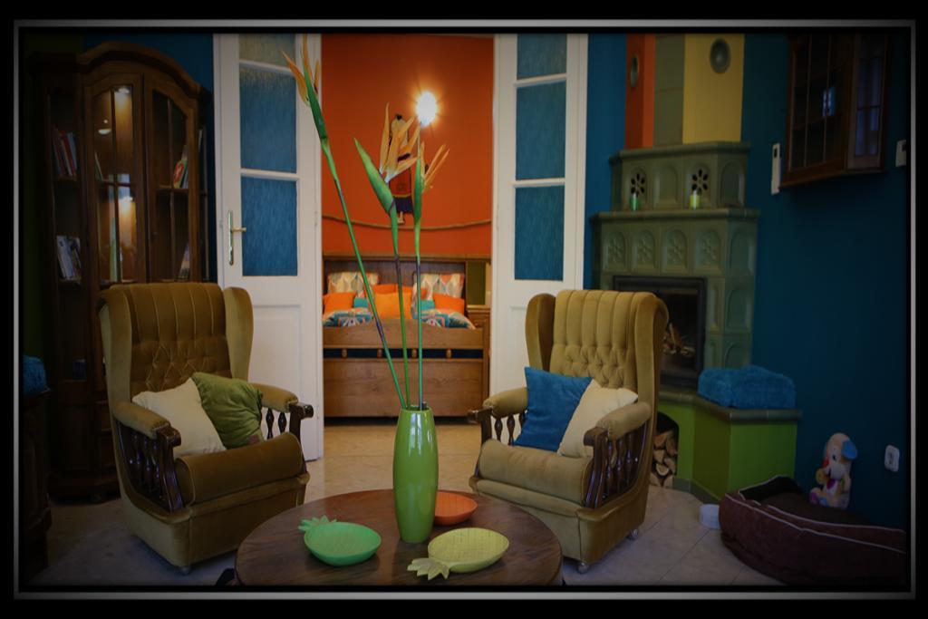 Happy Colours In Old Town Διαμέρισμα Κεσκεμέτ Εξωτερικό φωτογραφία